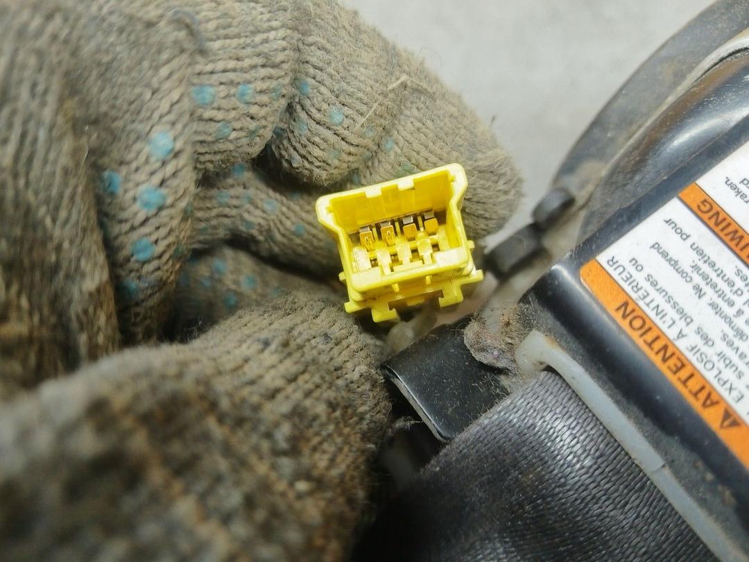 Ремень безопасности передний правый N5GGF4 Honda Accord купить с доставкой