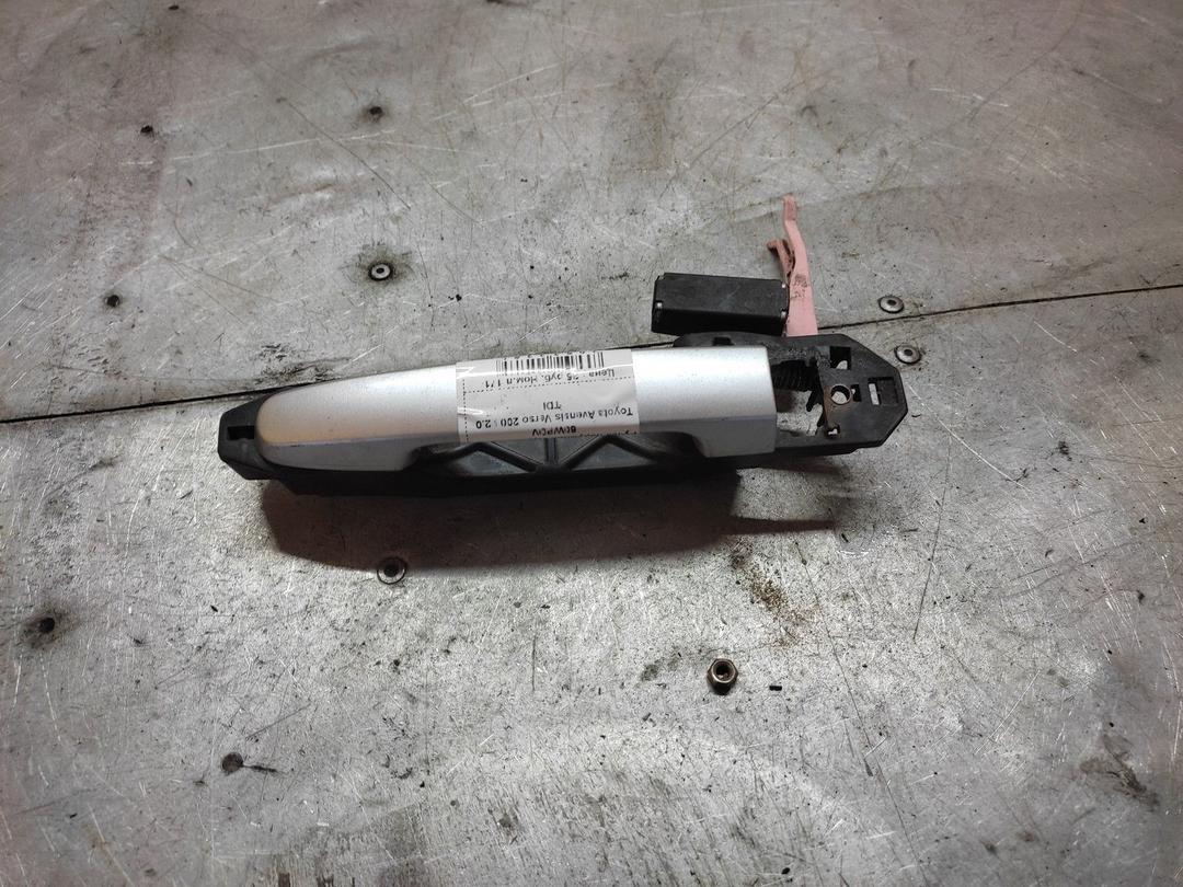 Ручка наружная задняя левая 60WPDV Toyota Avensis Verso - Фото 2