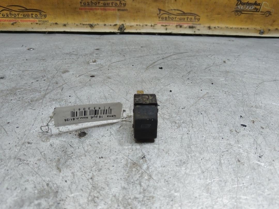 Кнопка стеклоподъемника заднего правого P6M6Z7 Audi A4