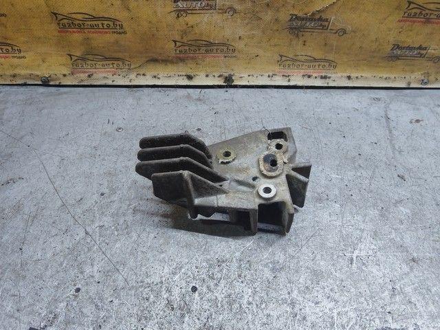 Кронштейн 0UFOVH Renault Scenic купить с доставкой