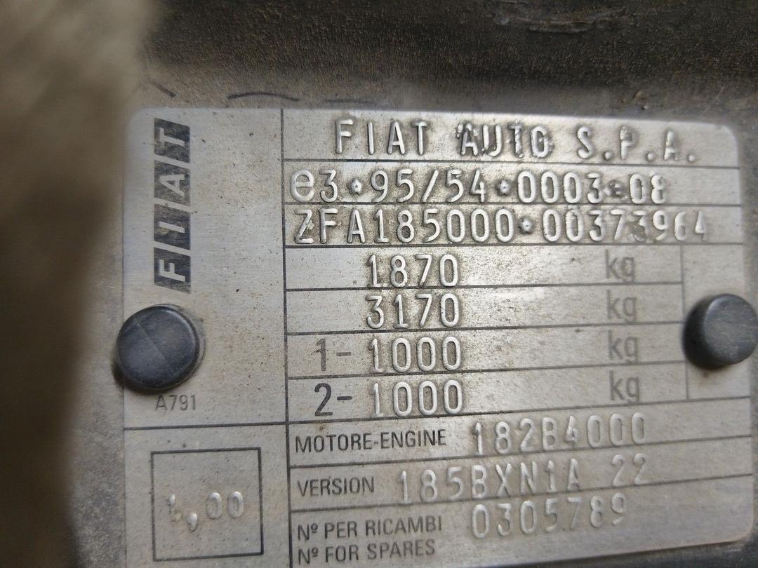  Накладка панели крепления облицовки (телевизора) 4ALO83 Fiat Marea купить на авторазборке