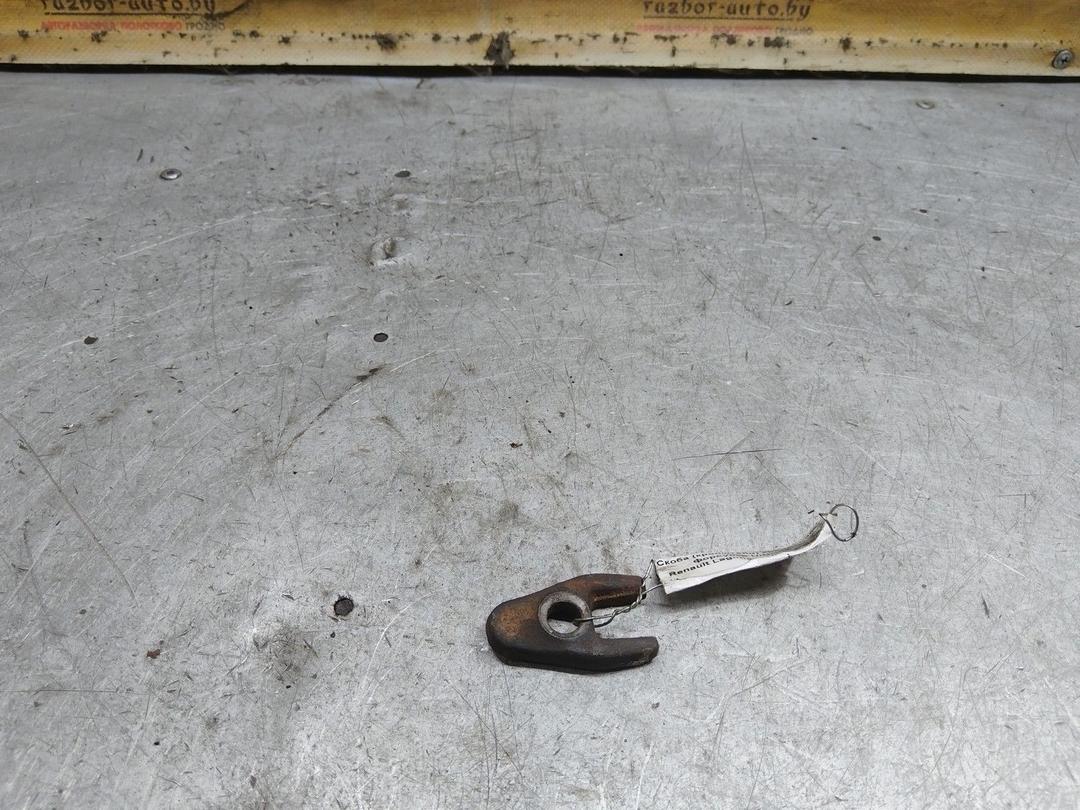 Скоба (кронштейн) крепления форсунки UINQ0Z Renault Laguna