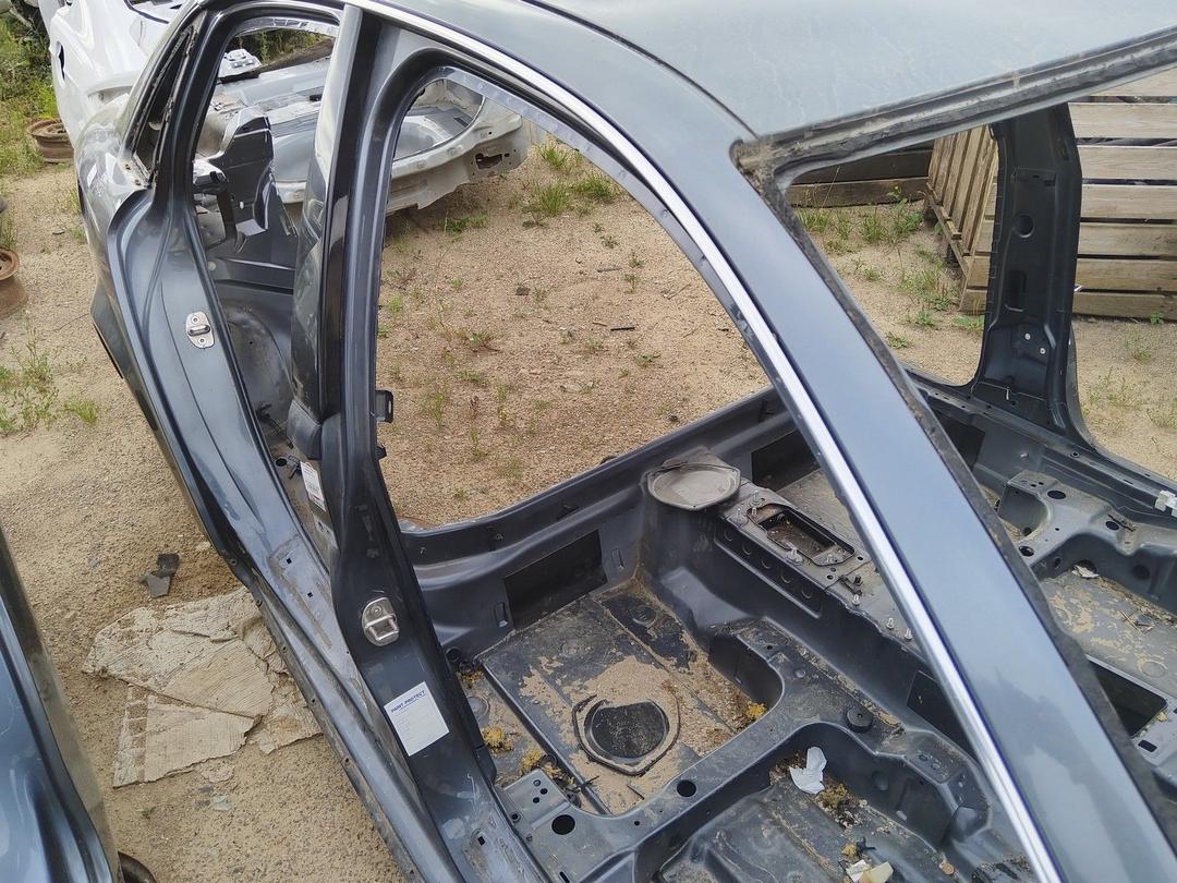 Стойка кузовная центральная правая 0PU5S1 Audi A4 купить с доставкой