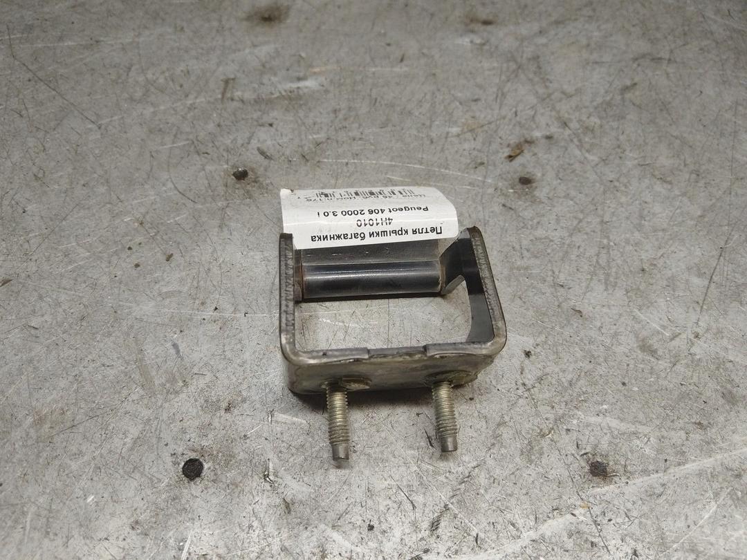 Петля крышки багажника 4H1010 Peugeot 406