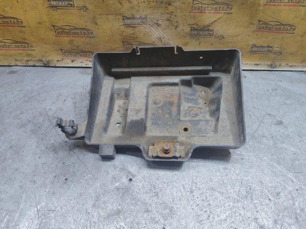 Полка аккумулятора 2G421U Opel Astra - Фото 3