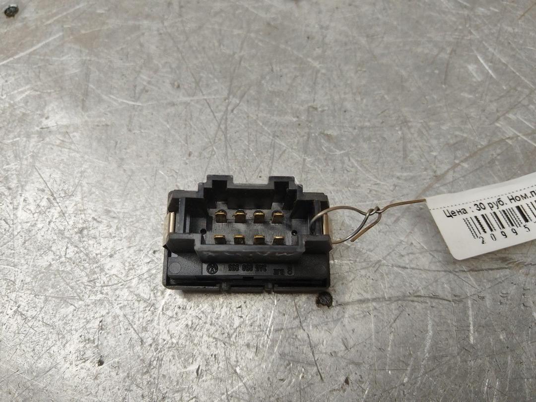 Кнопка стеклоподъемника 840C8L Volkswagen Passat купить