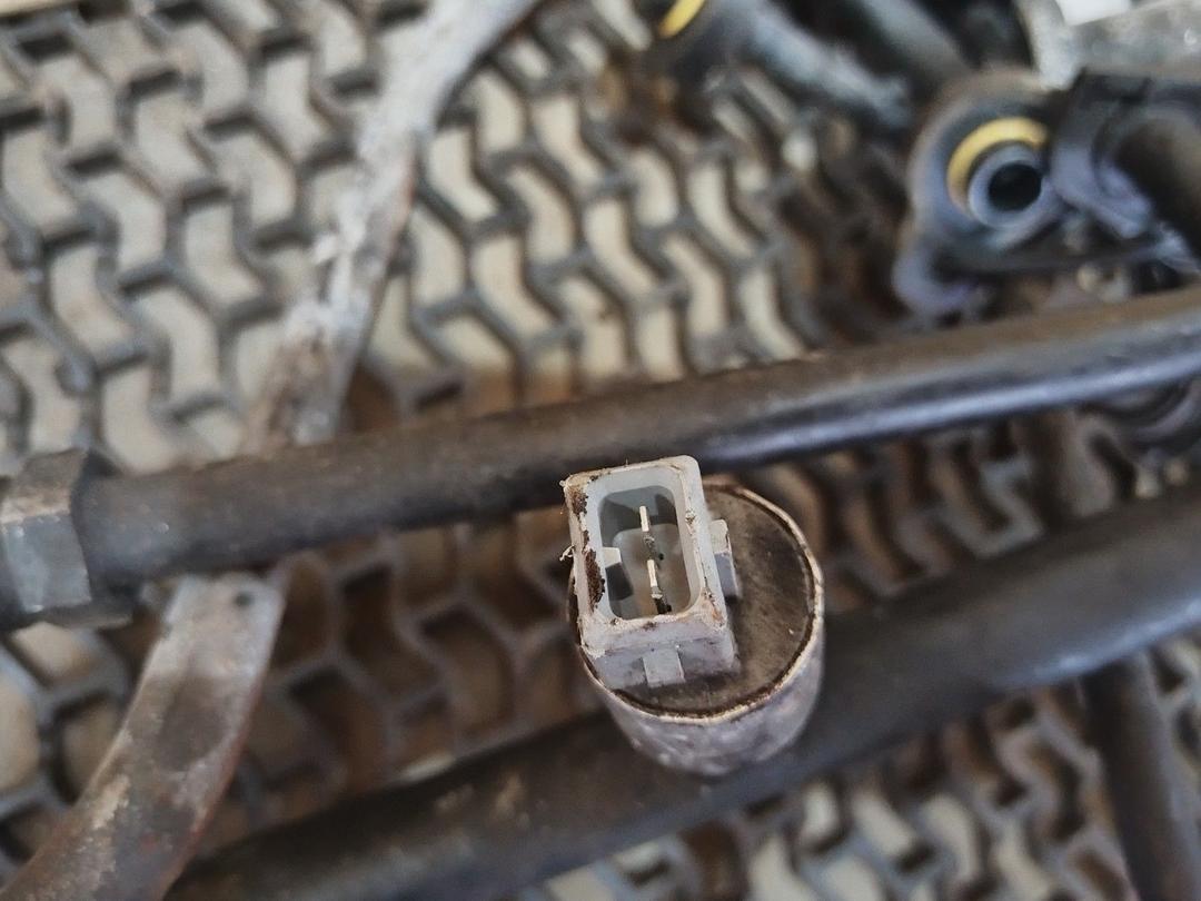 Трубка кондиционера L958AE Volvo S40 undefined