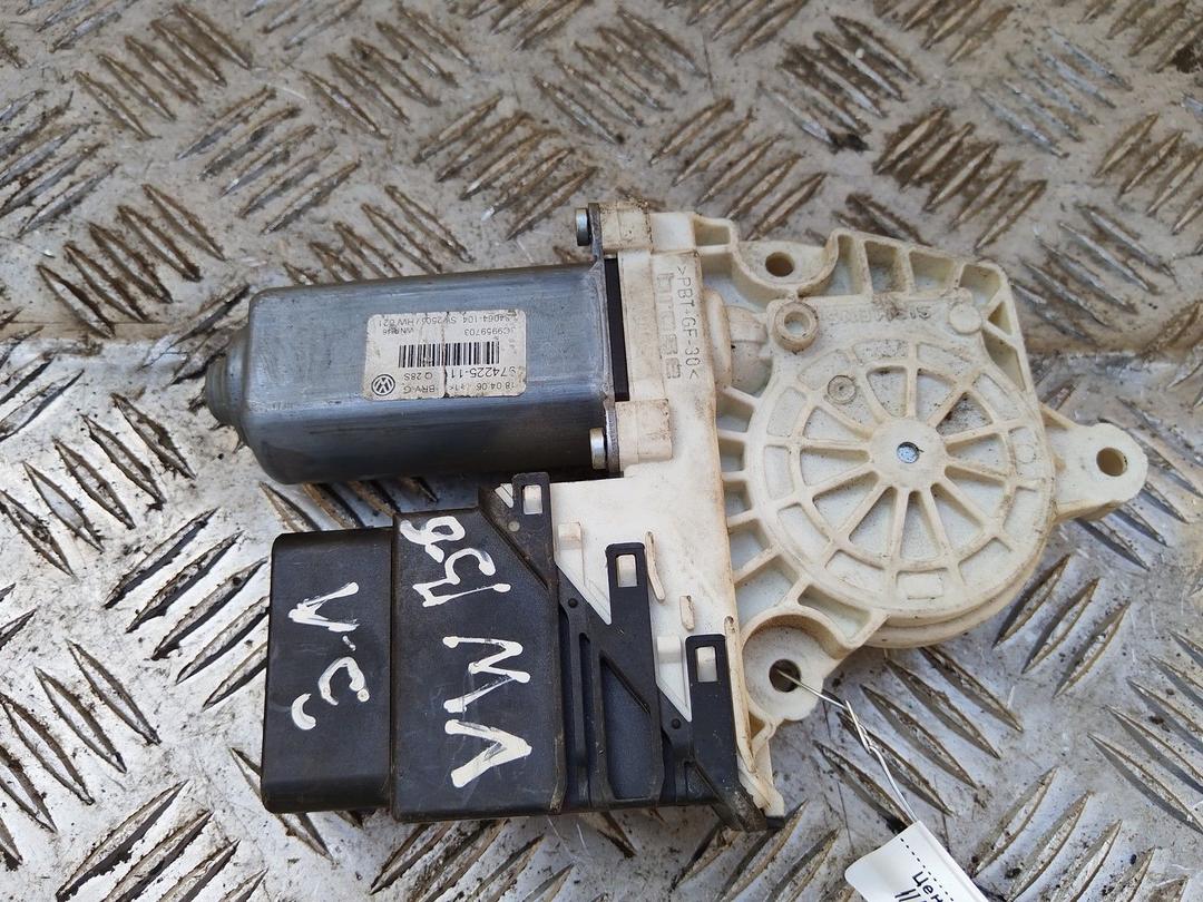 Моторчик стеклоподъемника задний левый ZH55NH Volkswagen Passat - Фото 3