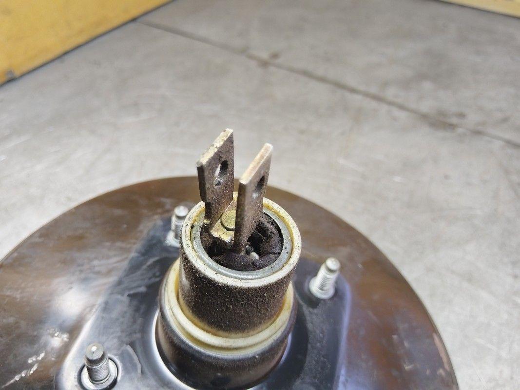 Вакуумный усилитель тормозов T84LVV Peugeot 306 купить на авторазборке