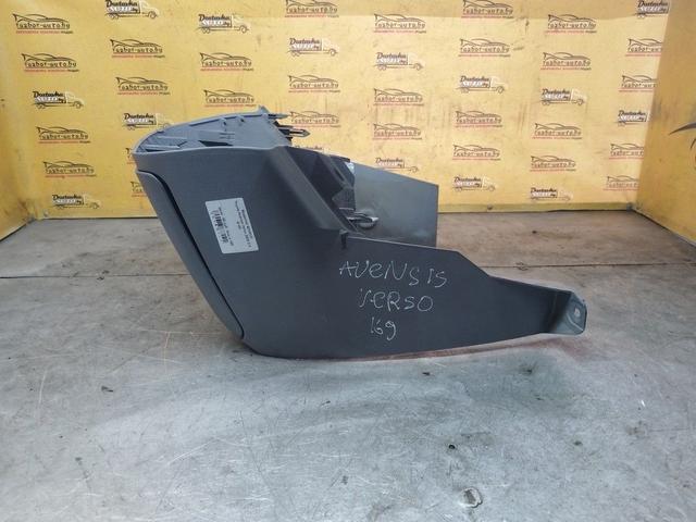 Бардачок 5ZW0VD Toyota Avensis Verso купить в магазине запчастей бу
