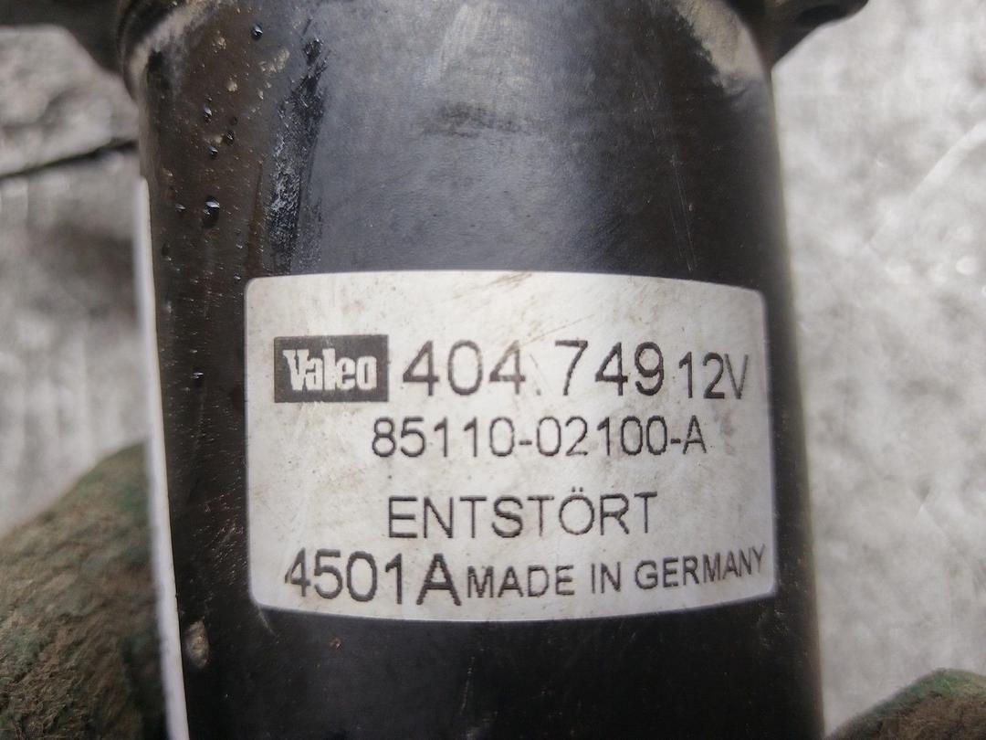 Моторчик заднего стеклоочистителя (дворника) LB7D9D Toyota Corolla купить на авторазборке