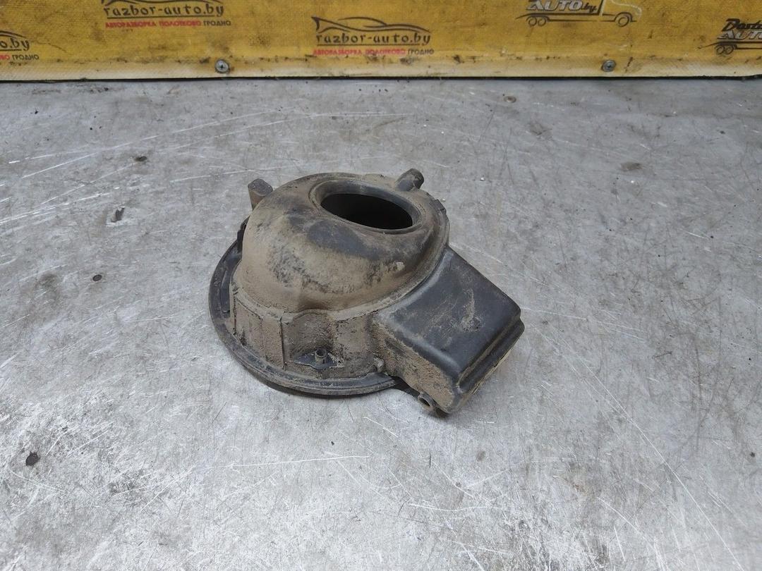 Лючок топливного бака O9MWOU Volkswagen Polo купить с доставкой