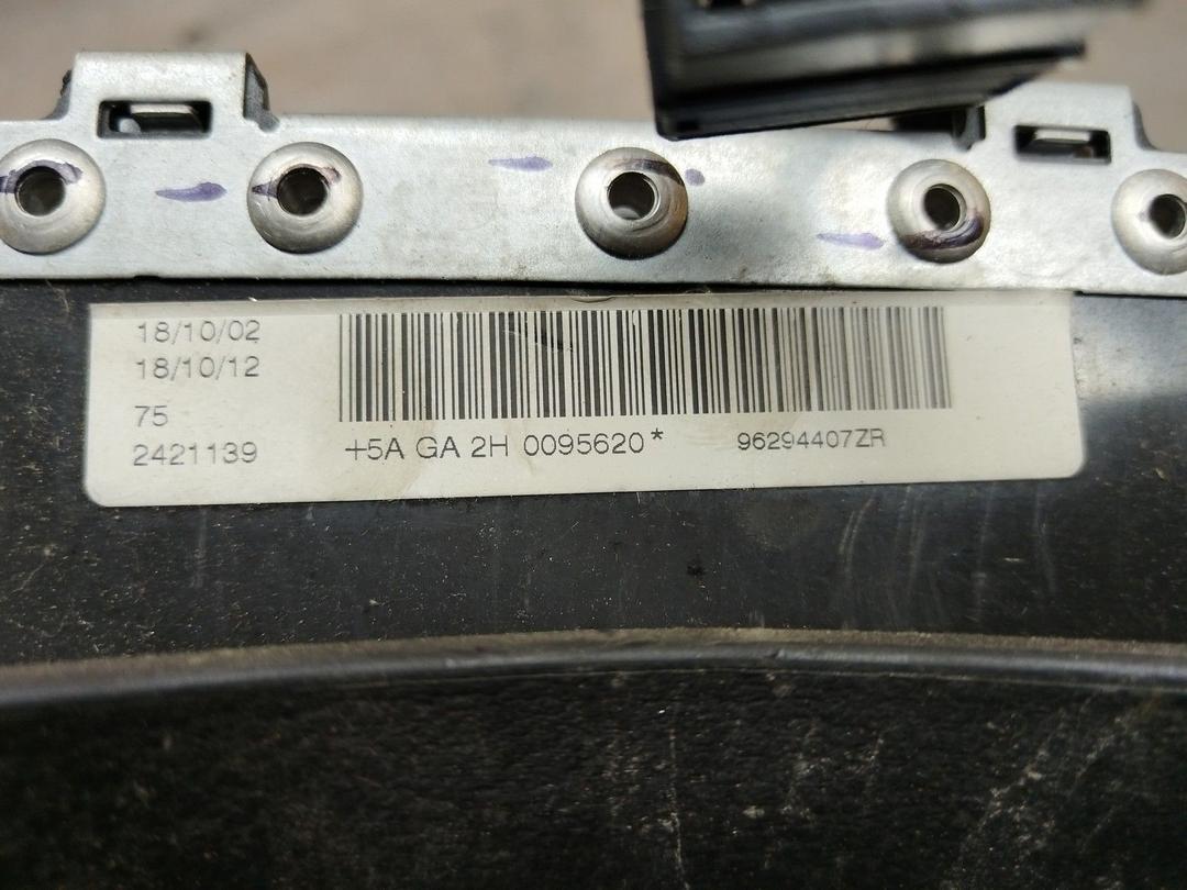 Подушка безопасности водителя 8GT34W Peugeot 607 купить на авторазборке