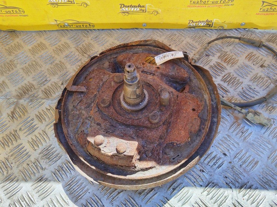 Цапфа задняя (ось ступицы) 4VBTMB Kia Carnival - Фото 2