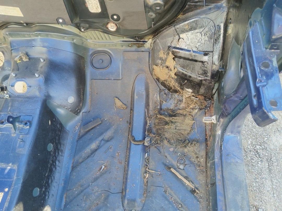 Лонжерон правый 8A9L7A Seat Alhambra купить в магазине запчастей бу