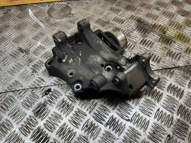 Кронштейн генератора CKQUV0 Peugeot 206 - Фото 1