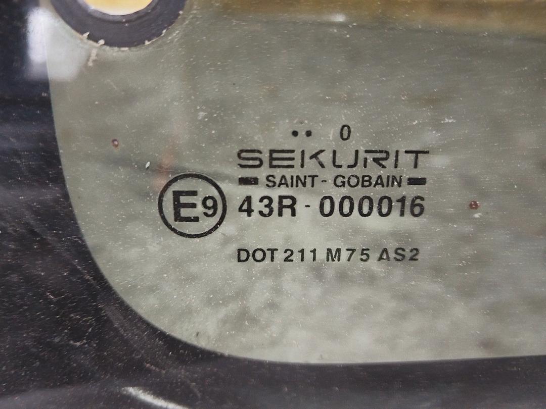 Стекло кузовное боковое левое BZV8D5 Citroen Berlingo - Фото 3