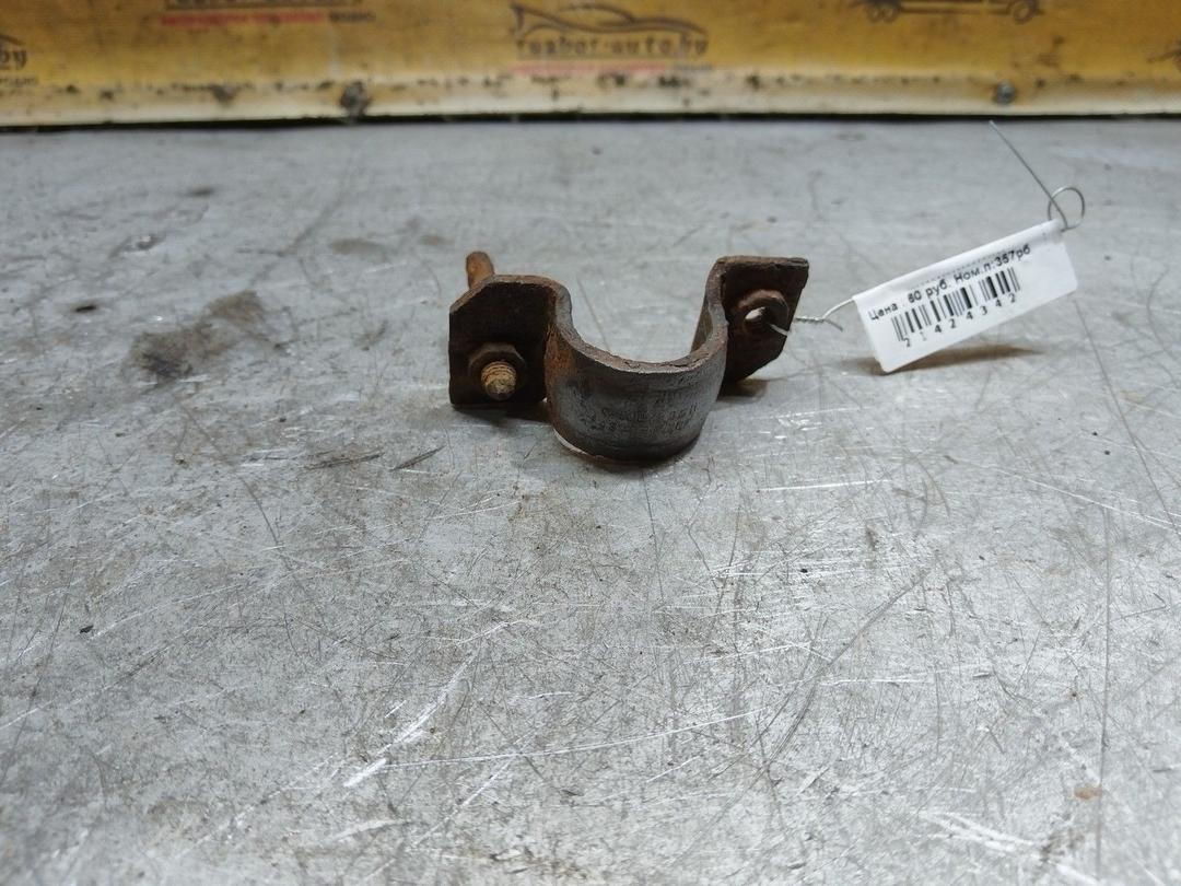 Крепление втулки стабилизатора USXTN5 Skoda Fabia