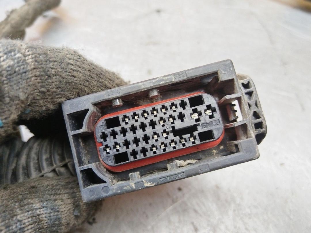 Проводка двери задней правой 0KWEO2 Renault Grand Scenic купить