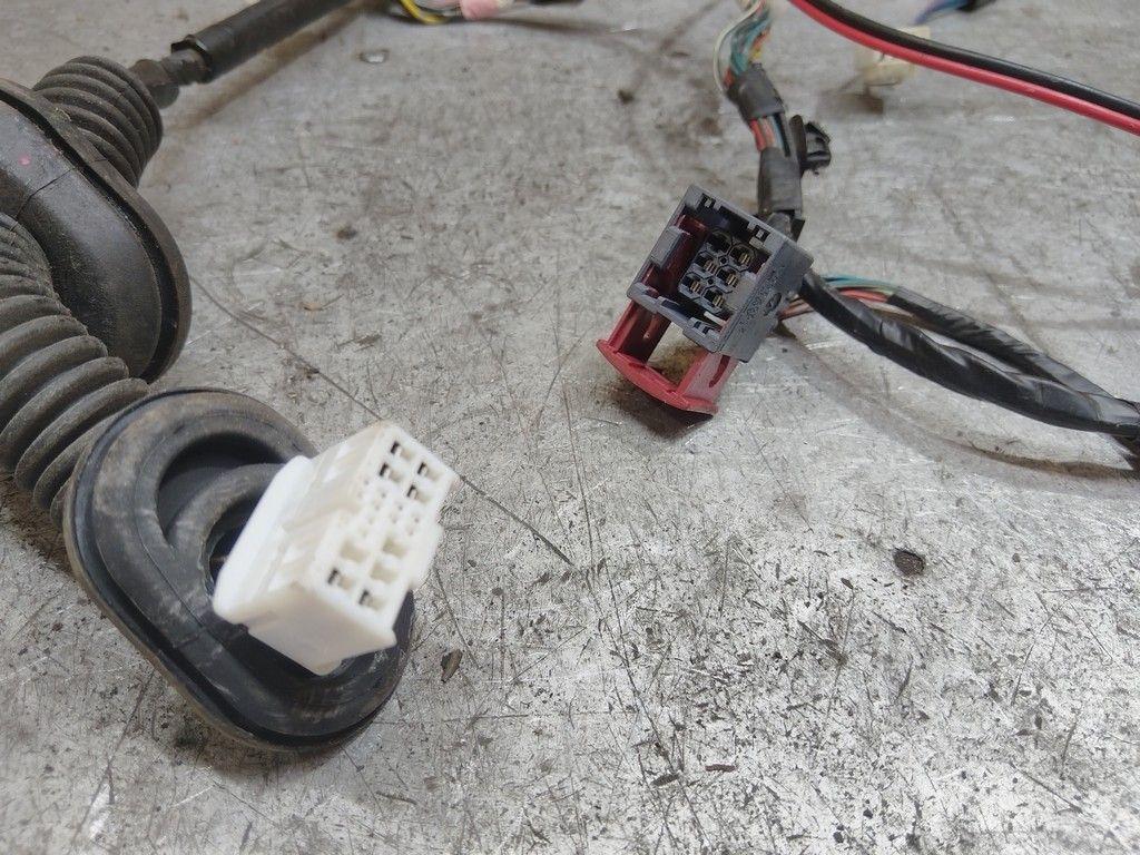 Проводка двери задней левой 6T6FVW Toyota Avensis - Фото 4