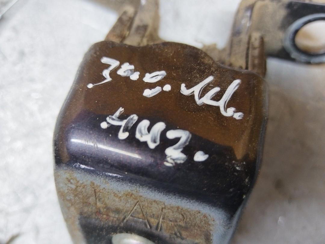 Петля двери задней левой 1RS7G1 Honda Accord - Фото 1