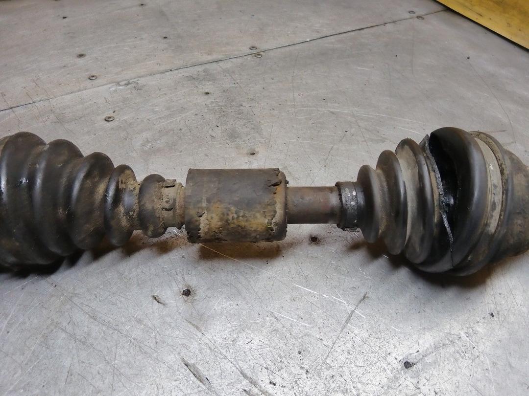 Полуось передняя левая (приводной вал, ШРУС) U1GCRZ Alfa Romeo 147 - Фото 3