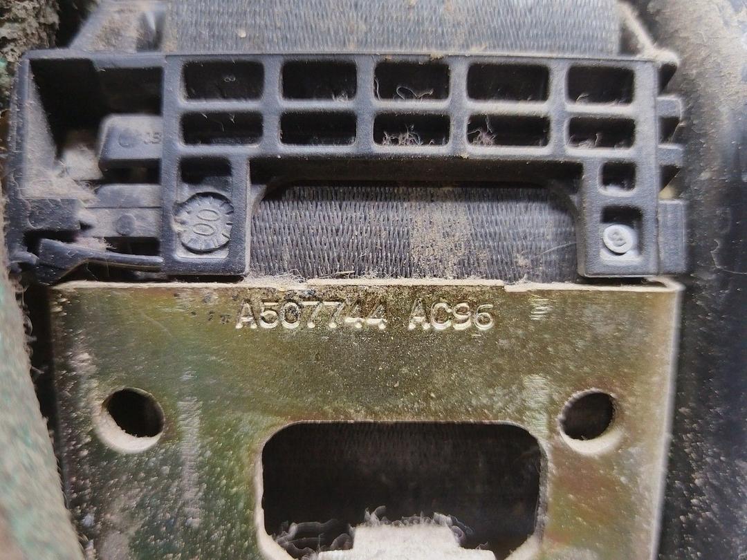 Ремень безопасности передний левый TMS2H5 Peugeot 607 купить на авторазборке