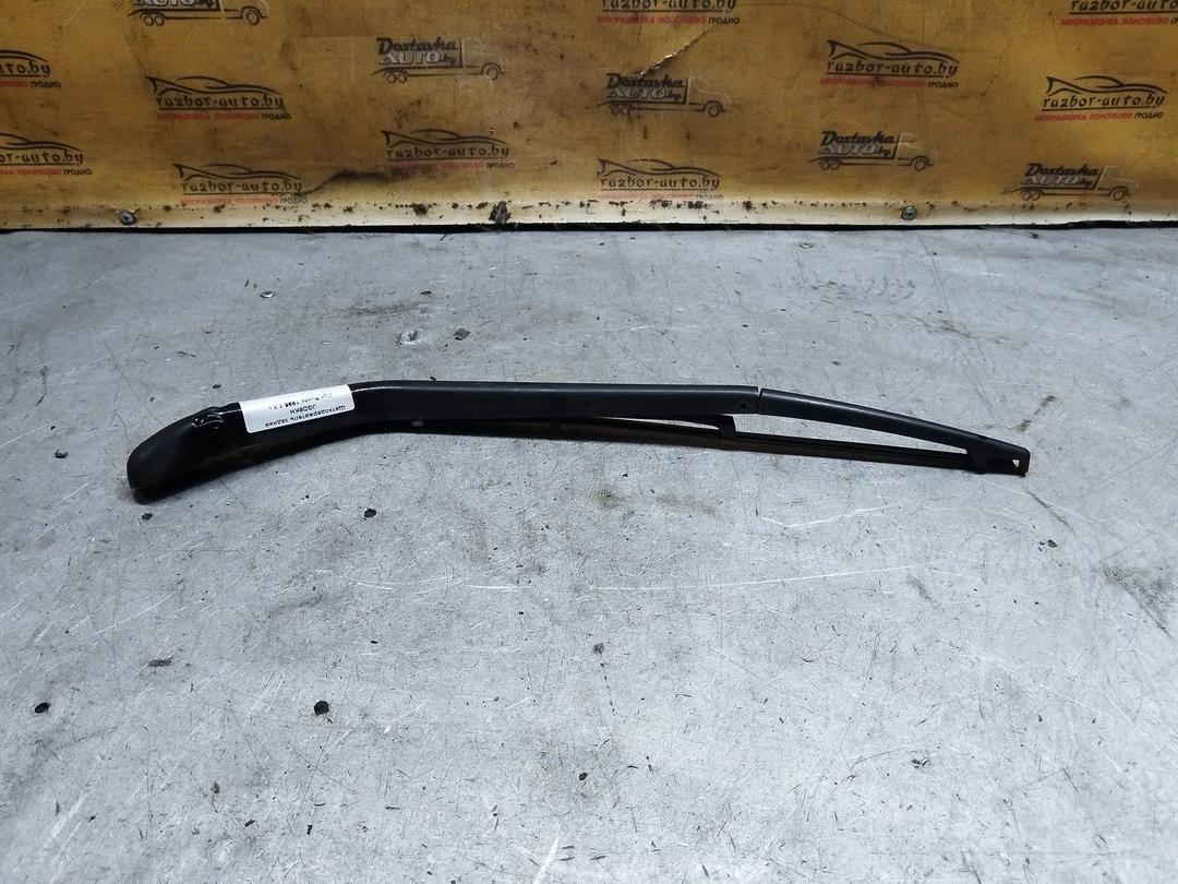 Щеткодержатель задний JGD8KH Fiat Punto купить в магазине запчастей бу