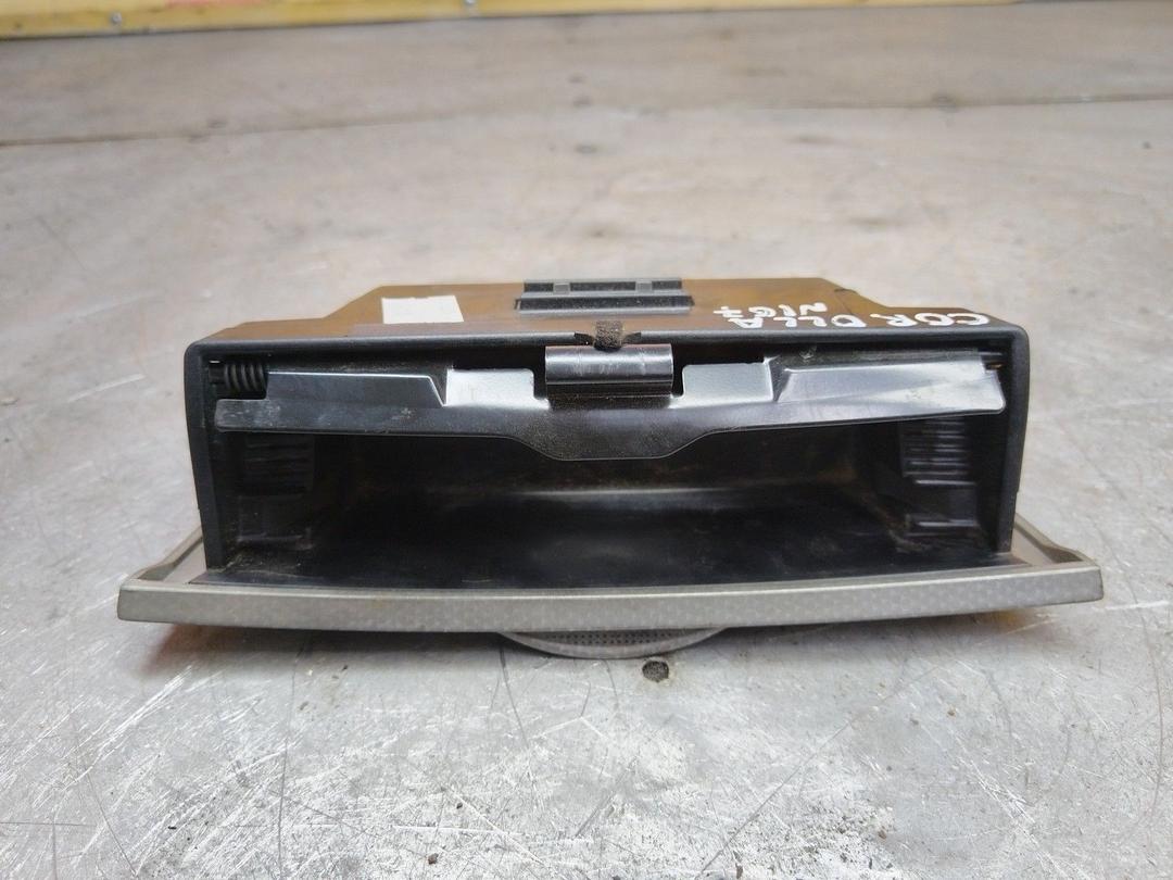 Пепельница 8YK81D Toyota Corolla купить