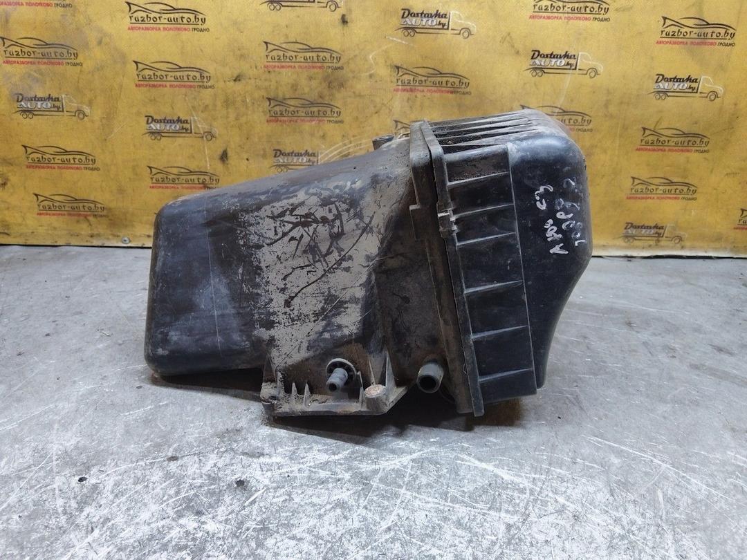 Корпус воздушного фильтра 44VKS9 Audi 100 - Фото 4