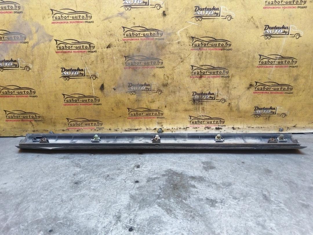 Молдинг двери задней правой ILYX1Q Volkswagen Passat купить в магазине запчастей бу