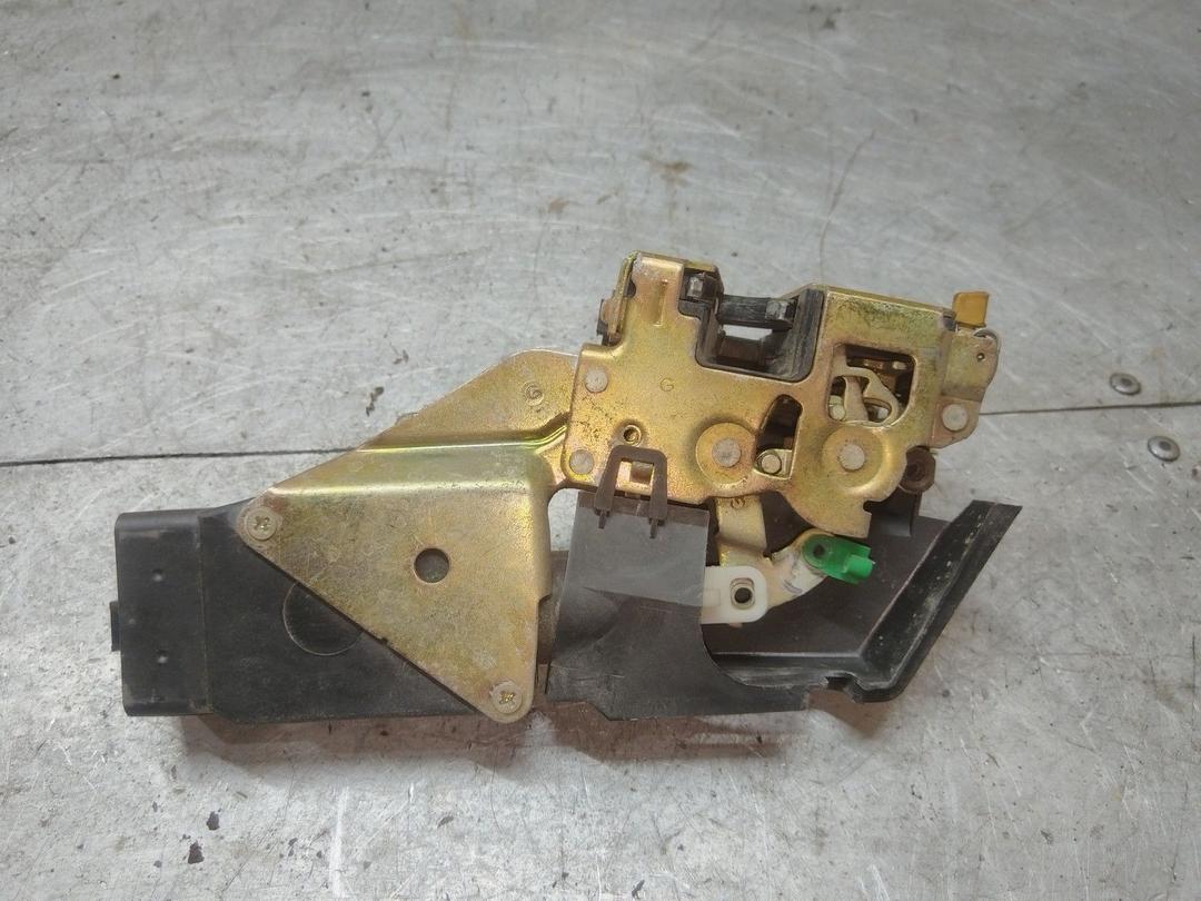 Замок двери задней левой YDYECO Volvo V40 - Фото 4