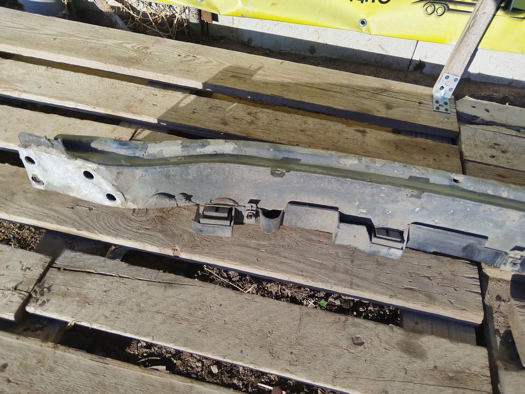 Усилитель бампера заднего 12IEH6 Renault Espace купить на авторазборке