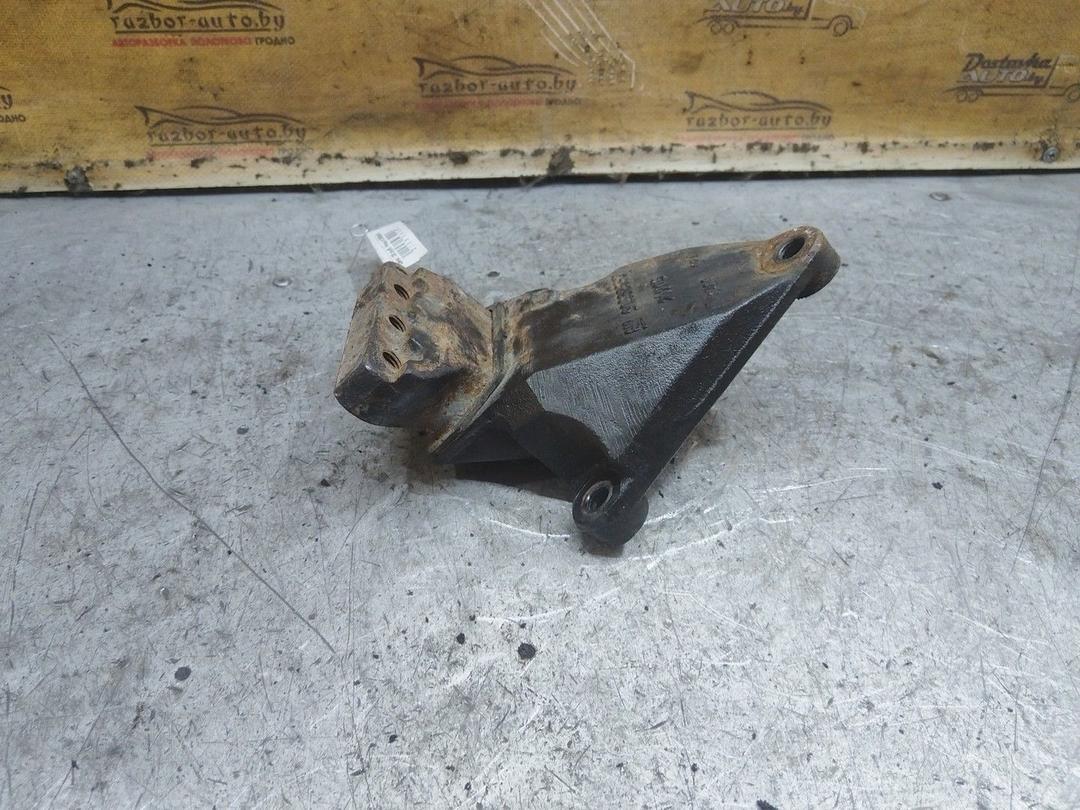 Кронштейн двигателя Q2D824 Opel Astra - Фото 2