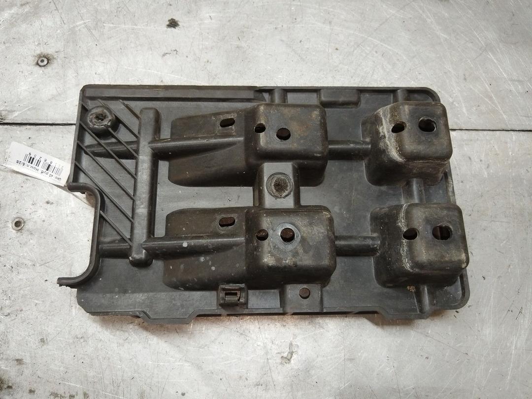 Полка аккумулятора I9B7OB Volvo V40 - Фото 2