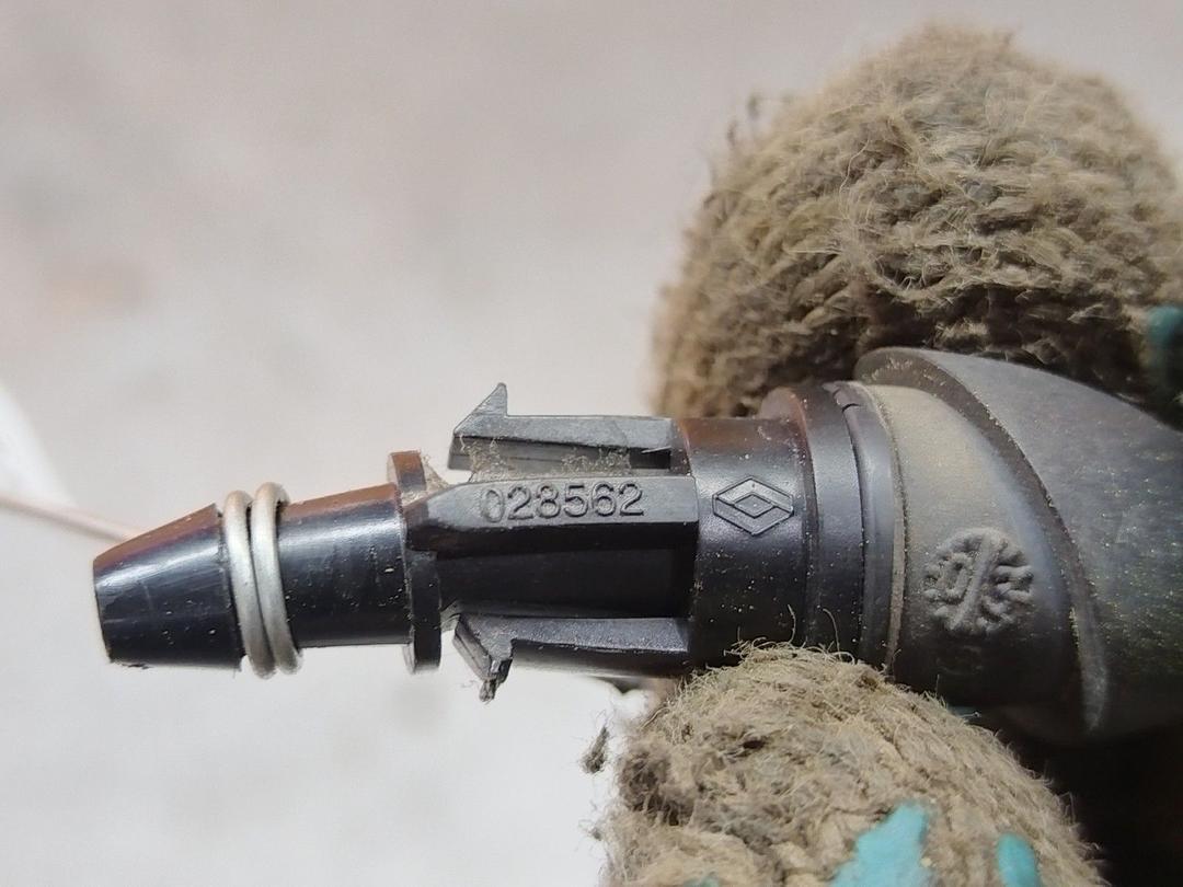 Форсунка омывателя заднего стекла I2ZLY2 Renault Espace купить с доставкой