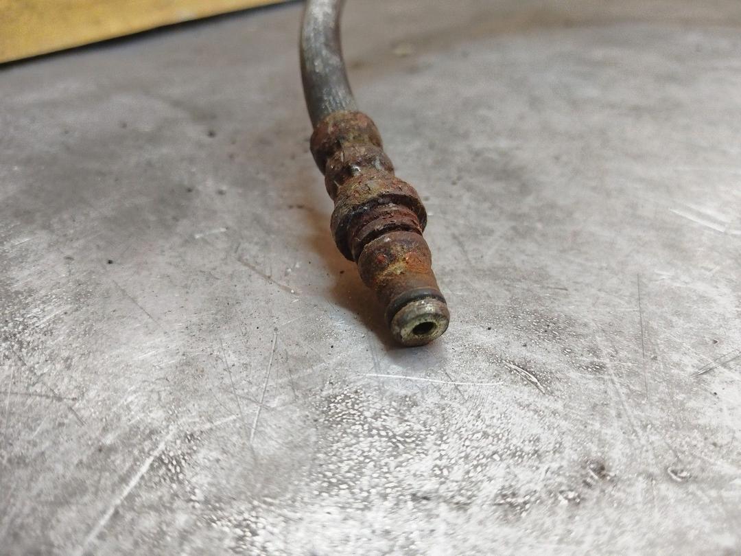 Трубка сцепления 39LU86 Opel Astra купить