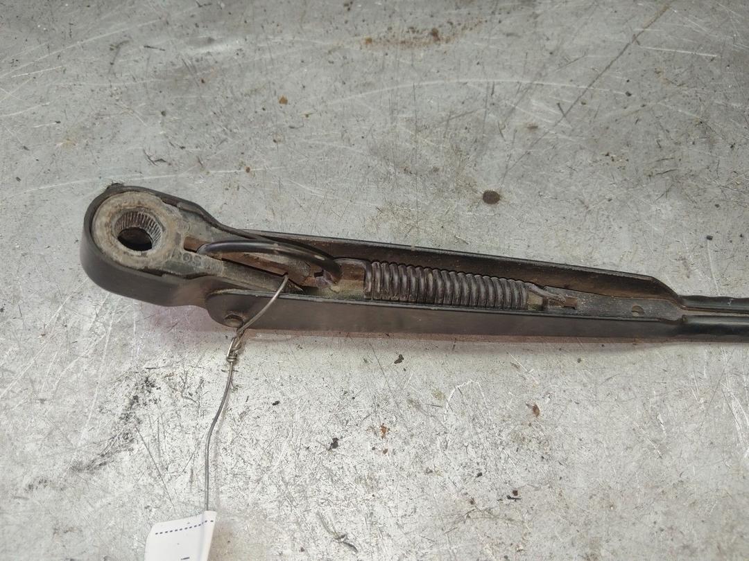 Щеткодержатель задний 4AZN74 Ford Focus купить с доставкой