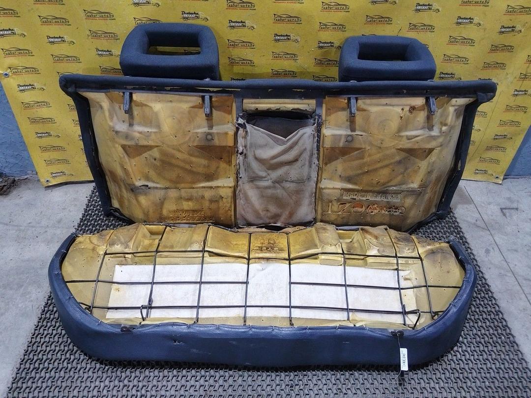 Сиденье заднее YKWN1A Audi 100 купить с доставкой