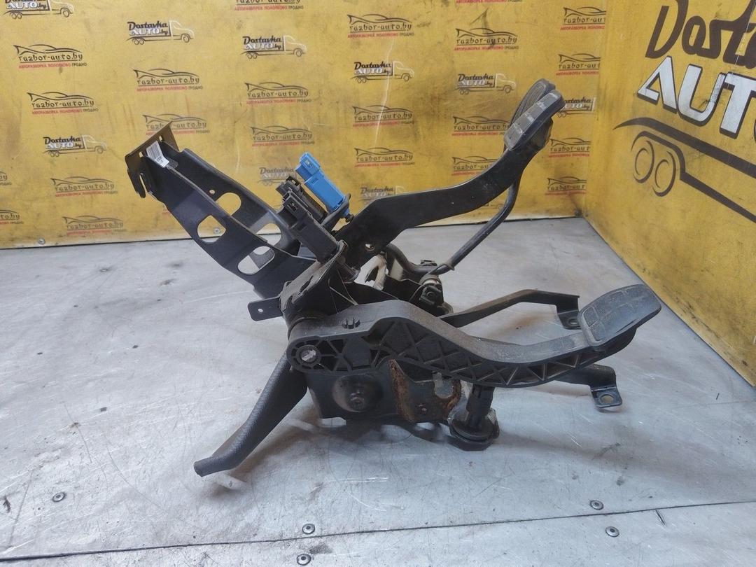 Узел педальный (блок педалей) 89OEYL Volkswagen Sharan - Фото 2