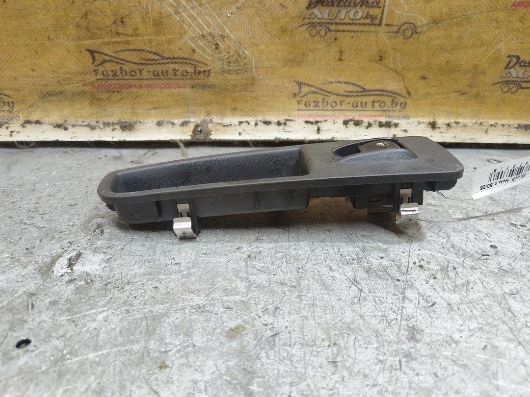 Кнопка стеклоподъемника переднего правого F47EK7 Fiat Linea - Фото 3