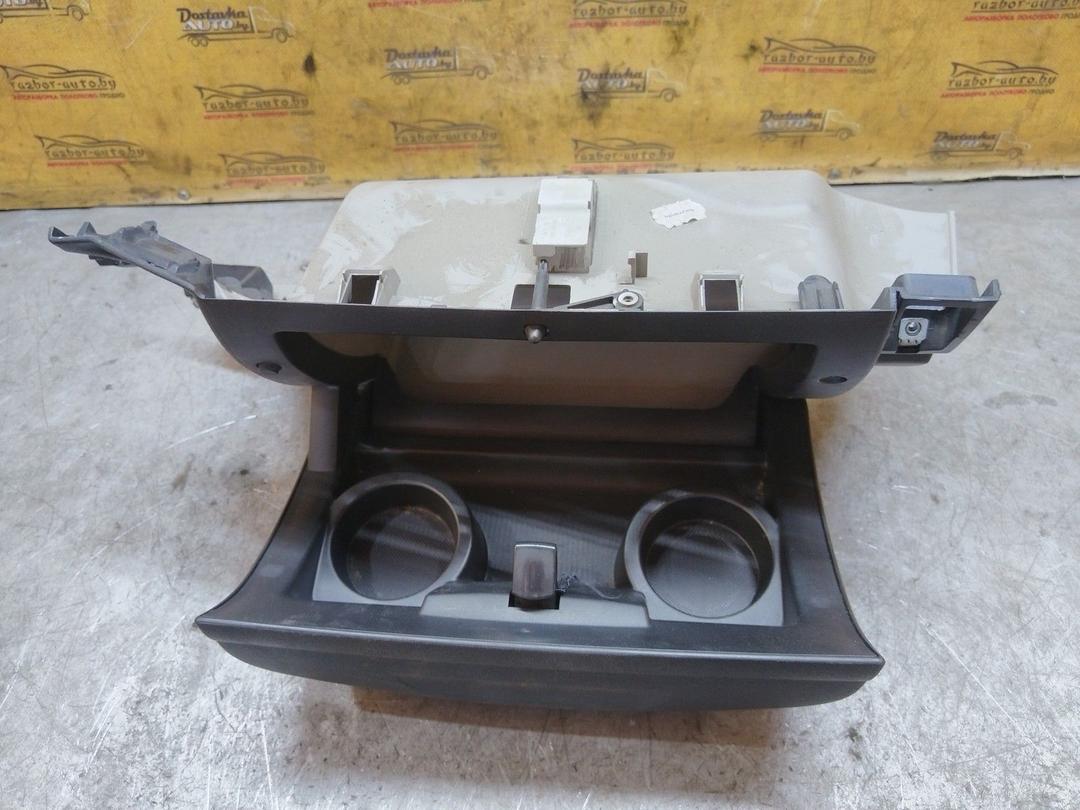 Бардачок 6U2WW0 Citroen C4 Grand Picasso купить с доставкой