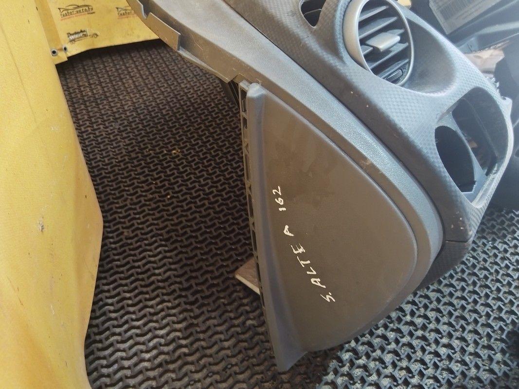 Панель передняя салона (торпедо) EOQ5NA Seat Altea купить с доставкой. Огромный выбор салонов. У нас есть практически все.