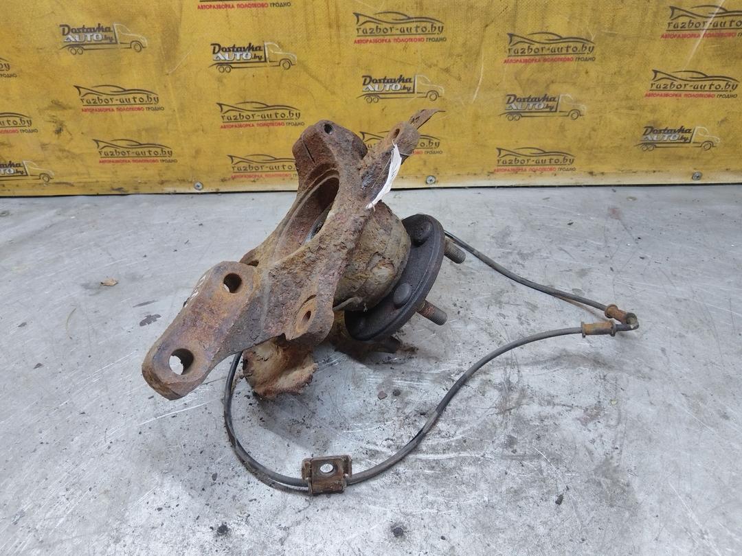 Кулак поворотный левый U7FIYH Subaru Forester купить на авторазборке