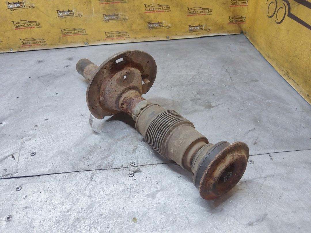 Амортизатор передний правый 3IZIF9 Volkswagen Sharan