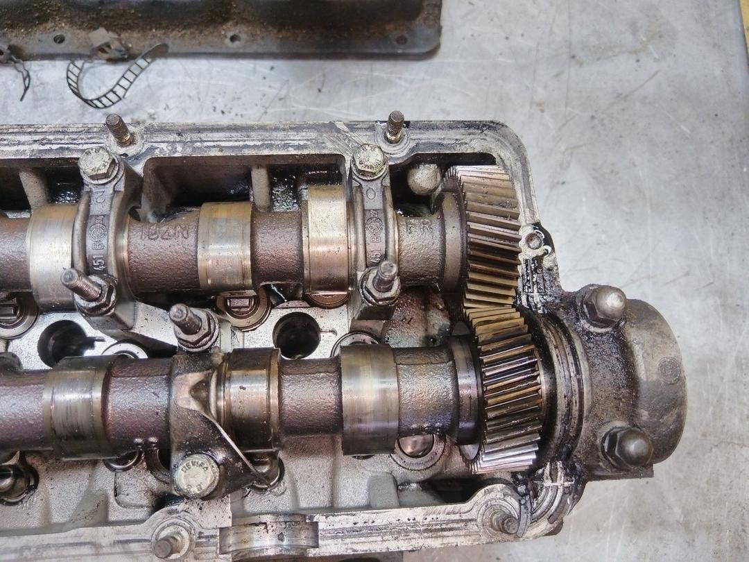 Головка блока цилиндров F2XHWB Audi A6 undefined