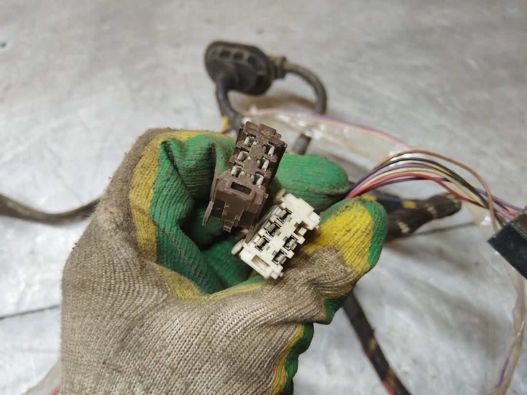 Проводка двери передней левой T36IUE Renault Espace купить на авторазборке