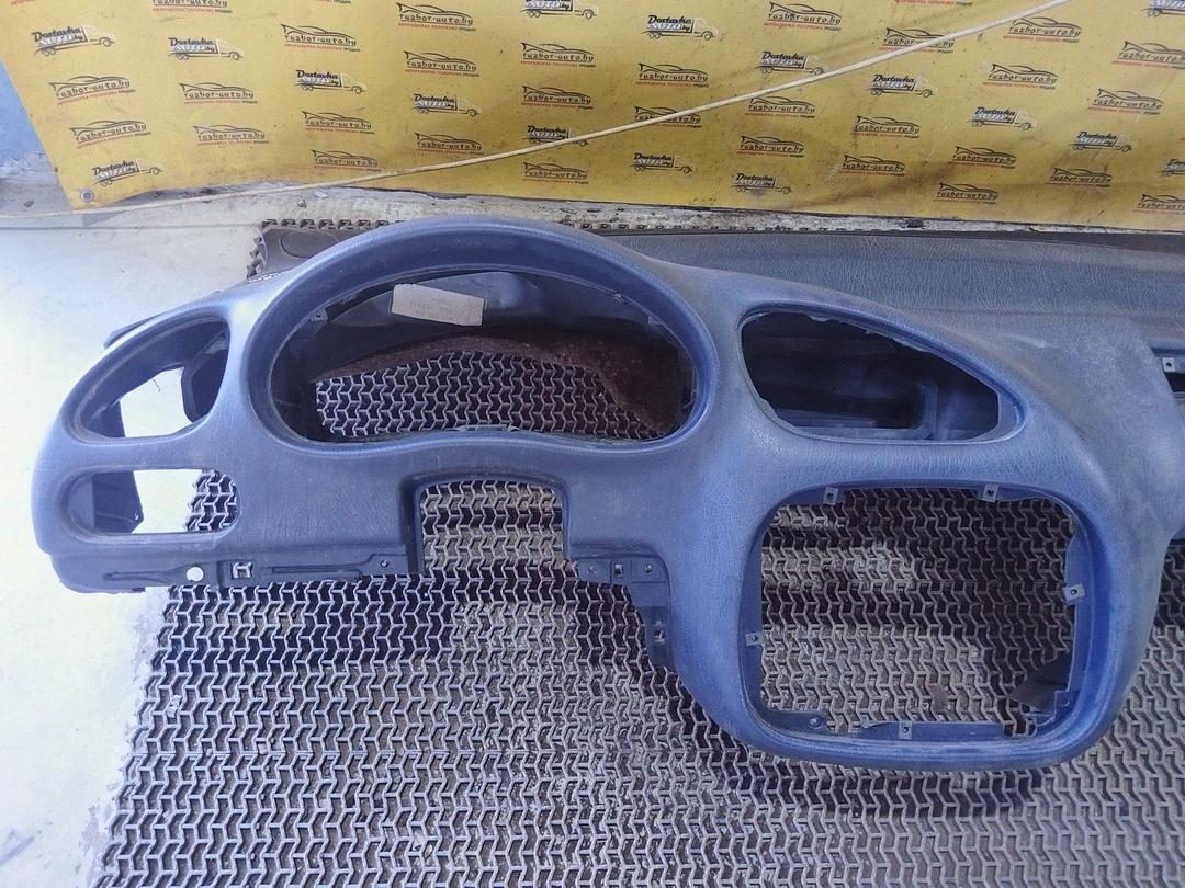 Панель передняя салона (торпедо) U83COT Volkswagen Sharan купить