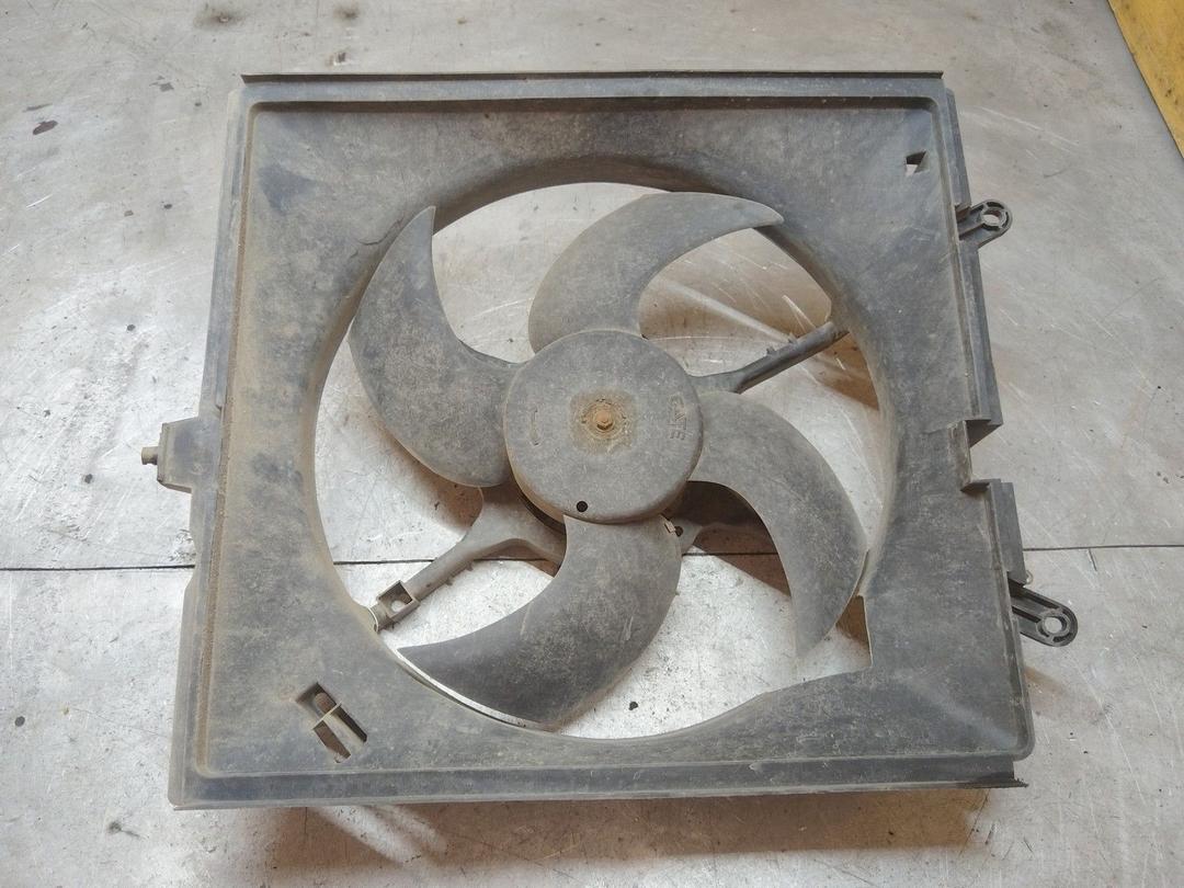 Вентилятор радиатора WIHHNF Mitsubishi Carisma