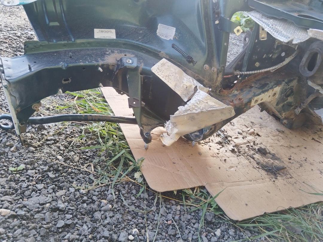 Лонжерон правый S4V37Y Audi 80 купить в магазине запчастей бу